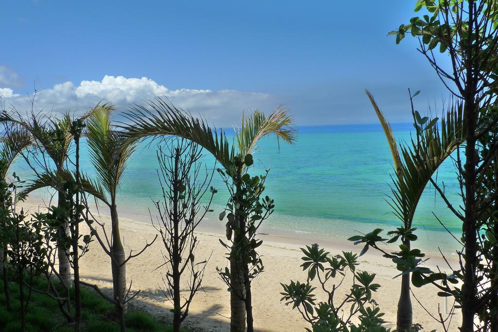 Beach Resort Morimar Йомітан Екстер'єр фото